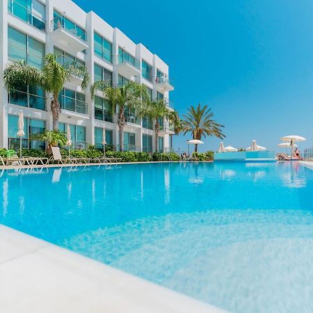 Laila - Coralli Beachfront Apartment 普罗塔拉斯 外观 照片