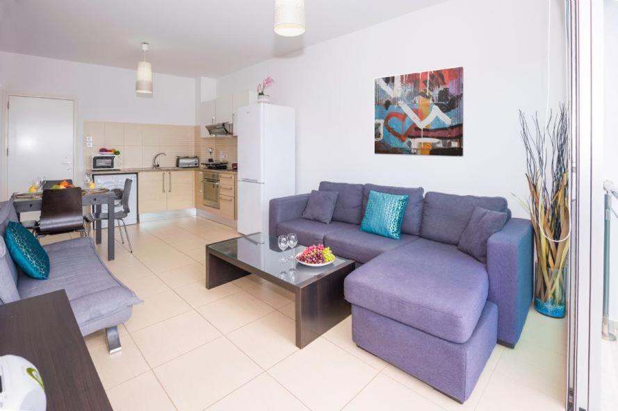 Laila - Coralli Beachfront Apartment 普罗塔拉斯 外观 照片